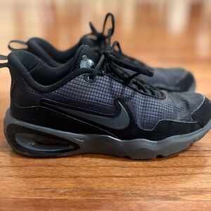 4 Youth Nike Air Max Sneakers